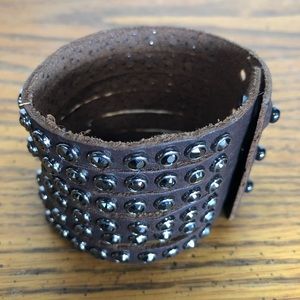 Genuine leather bracelet with Jet Hematite Swarovski 20 ss. 8”x1 3/4”